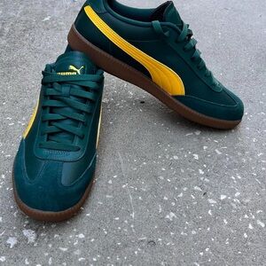 Puma Men's Green and Yellow Sneakers